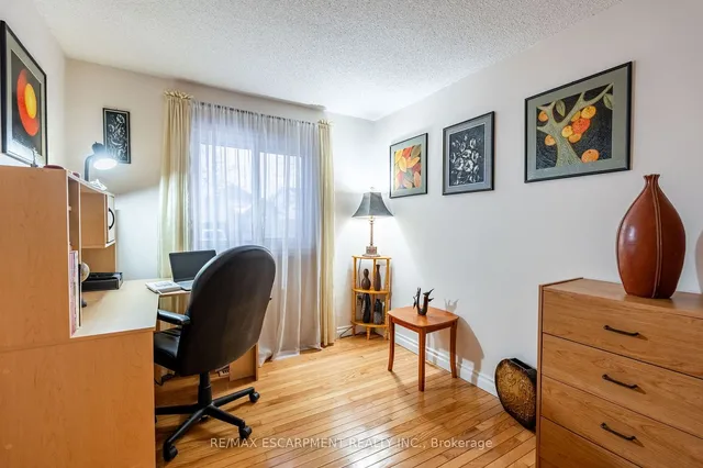 Additional image 16 of 2154 CLIPPER Cres