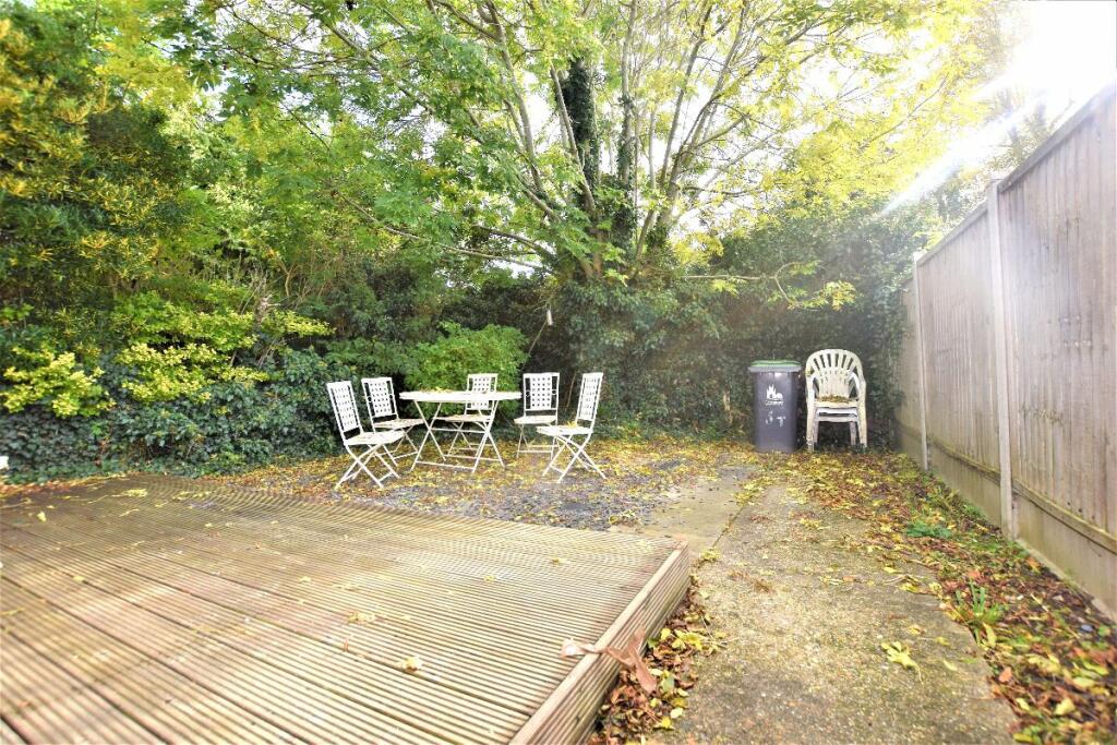 Additional image 13 of 5 Bed Student Home - Teddington Close