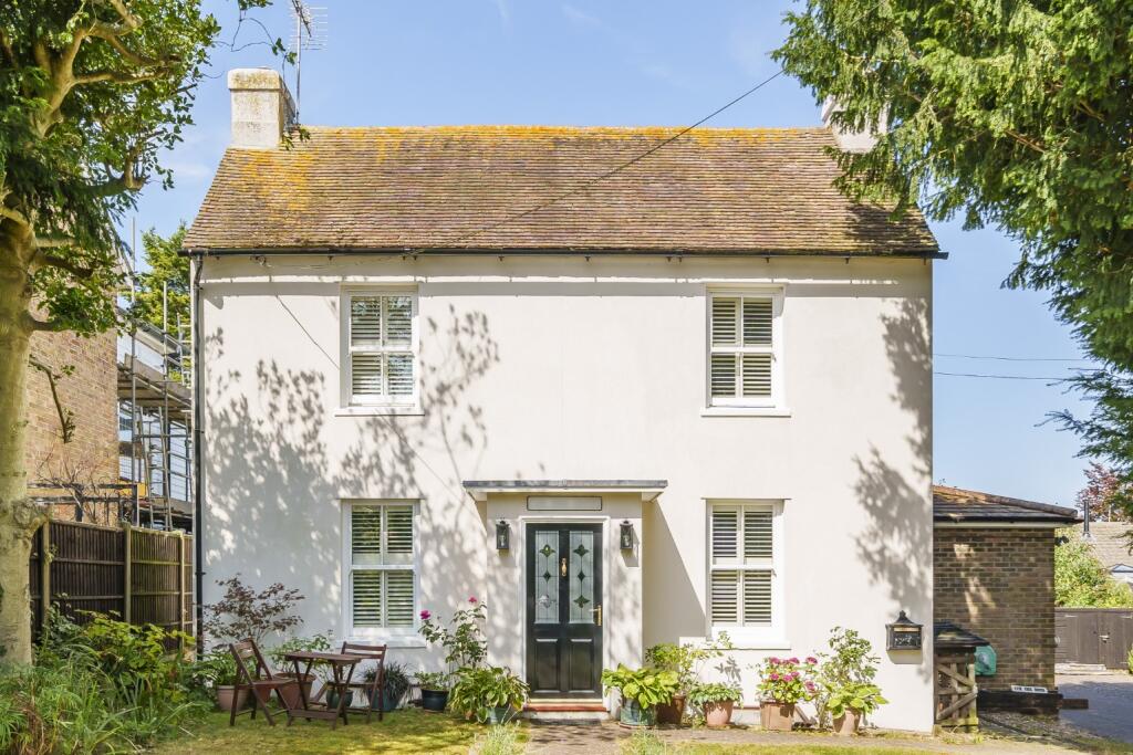 The Street, Eythorne