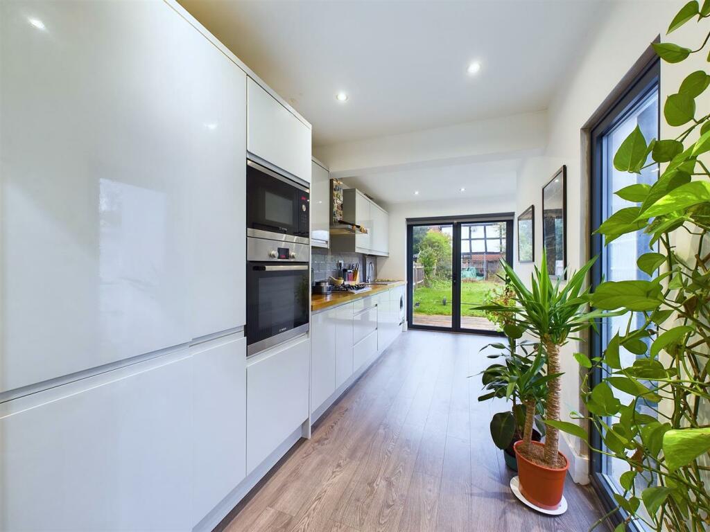 Additional image 16 of Green Lane, Purley