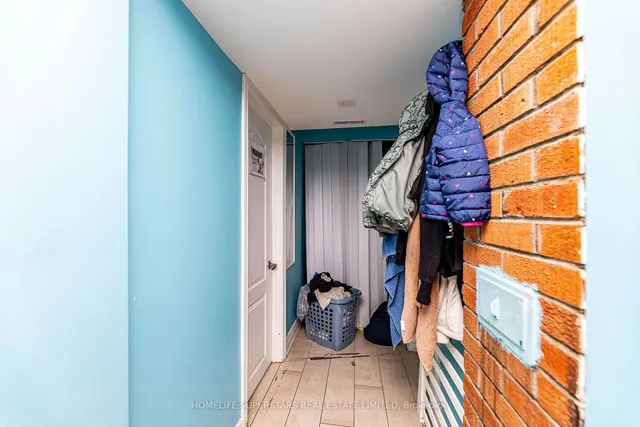 Additional image 27 of 3130 Merritt Ave