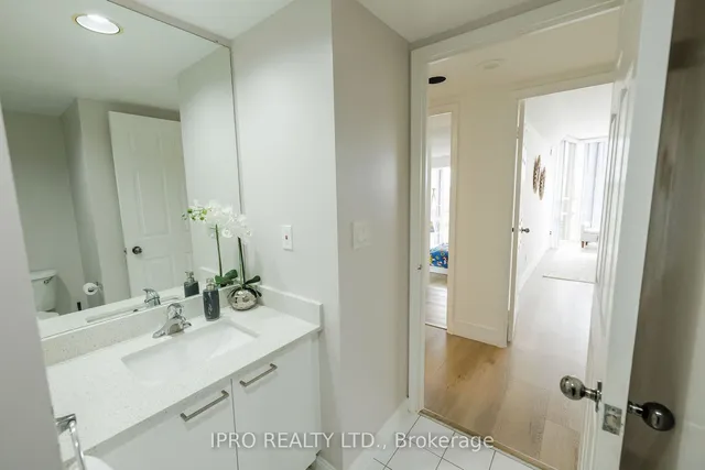 Additional image 29 of 50 Eglinton Ave Unit 408