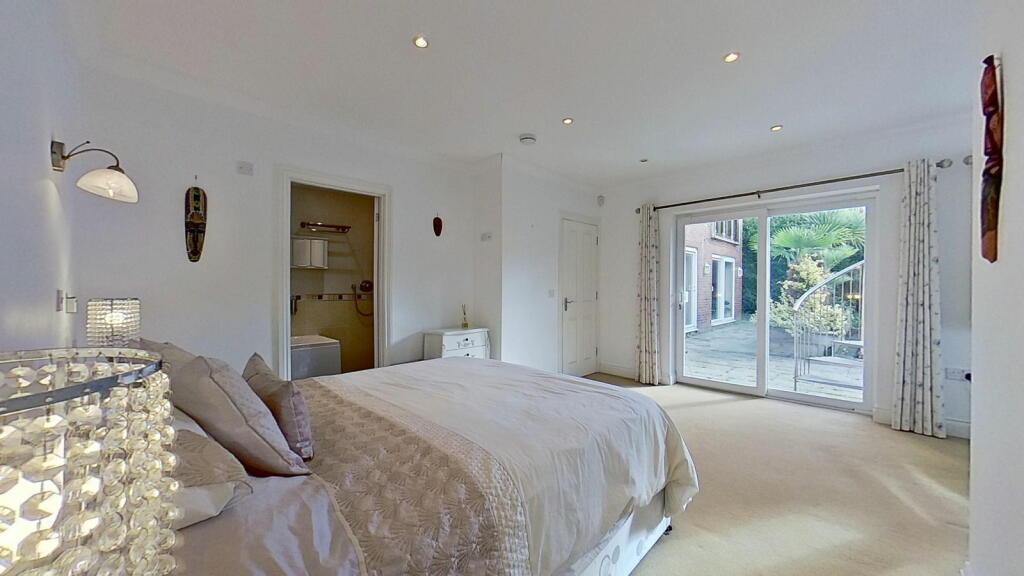 Additional image 24 of Marine Drive, Broadstairs, CT10 3LU