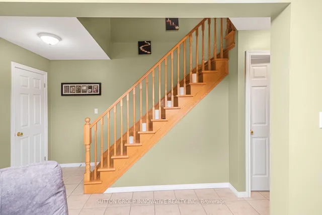 Additional image 14 of 23 Jonathon Crt