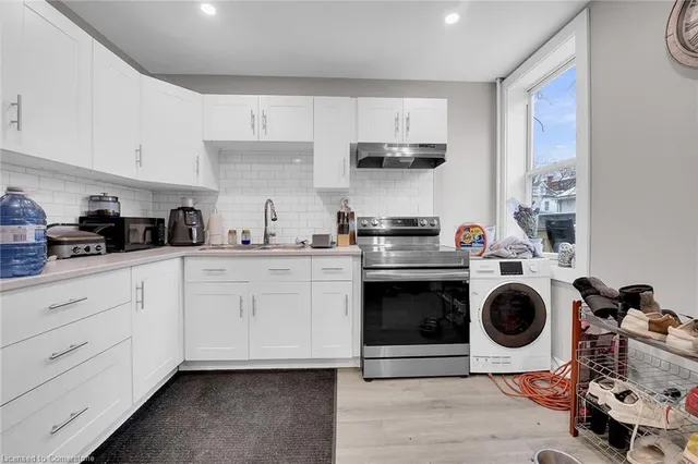 Additional image 11 of 76 Wellington St N/S St