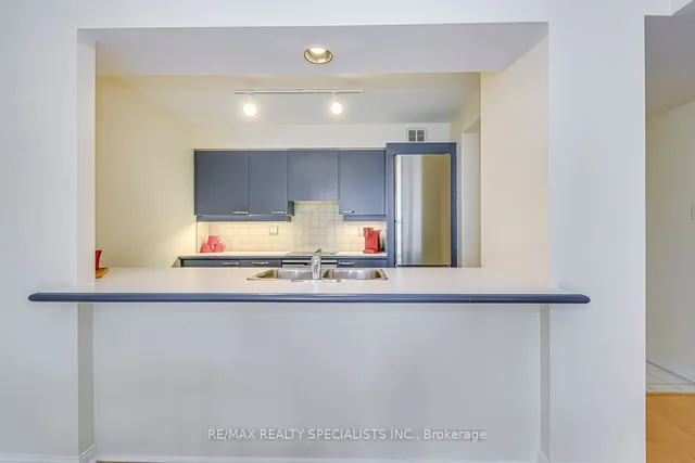 Additional image 13 of 50 Eglinton Ave Unit 403