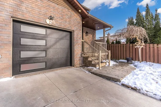 Additional image 3 of 2 Buffalo Crt