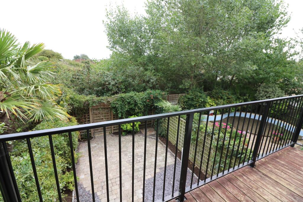 Additional image 16 of Bridge Close, Sandwich