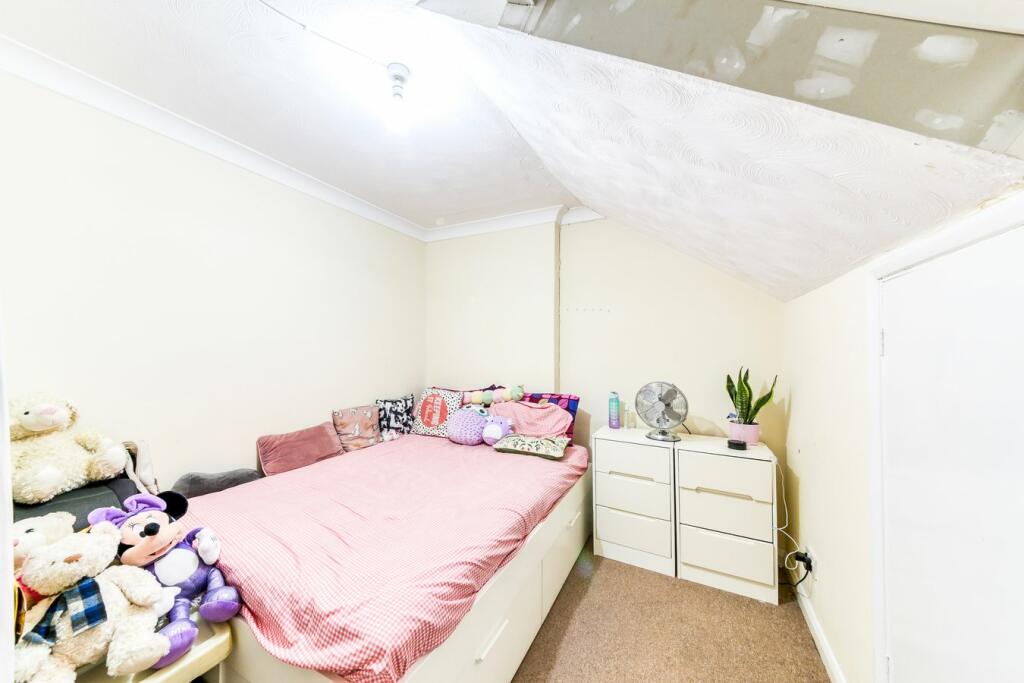 Additional image 10 of Galpins Road, Thornton Heath, CR7