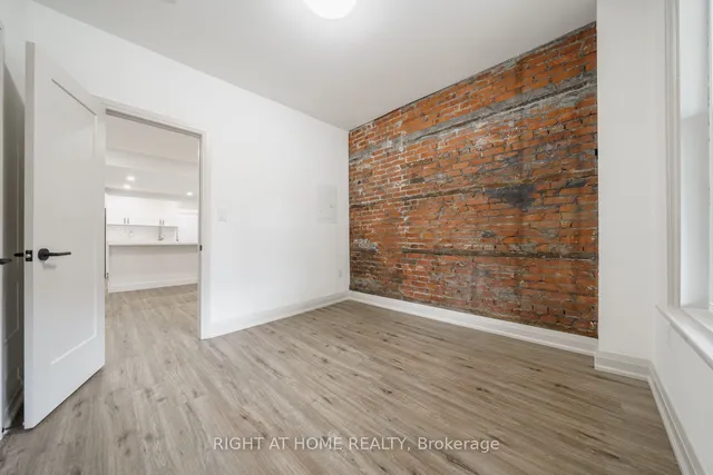 Additional image 27 of 105 Aikman Ave