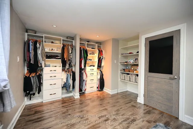 Additional image 20 of 400 Bloor St Unit 68