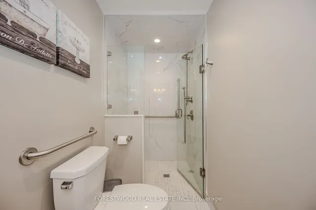 Additional image 22 of 924 Lovingston Cres