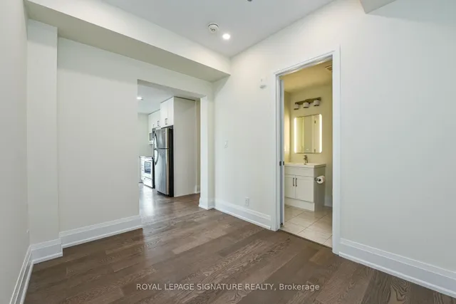 Additional image 32 of 3028 Creekshore Common Unit 211