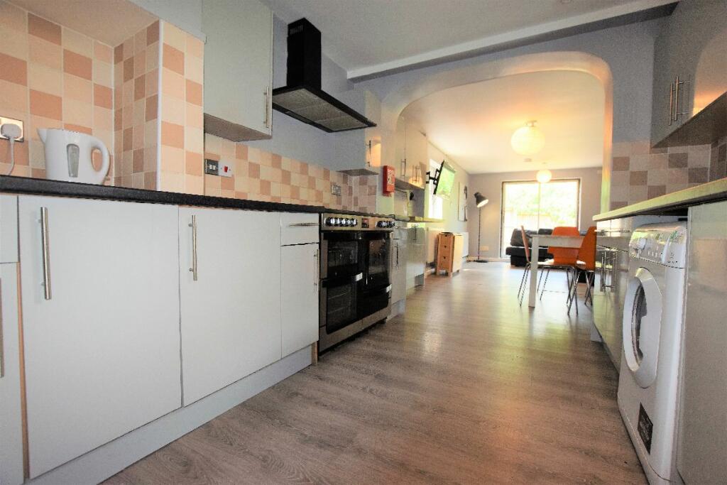 Additional image 3 of 6 Bedroom Student Home - 113 Sturry Road