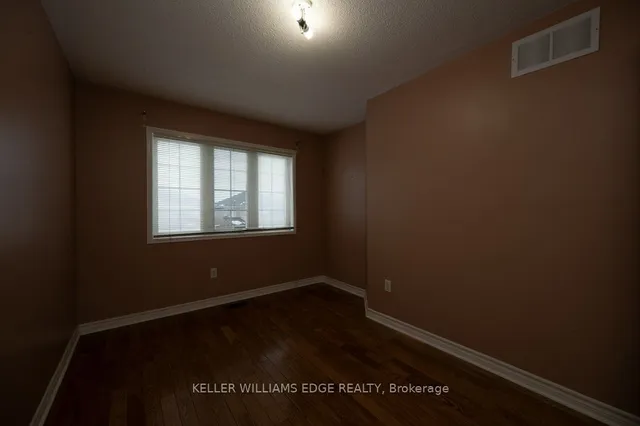 Additional image 27 of 11 Baha Cres