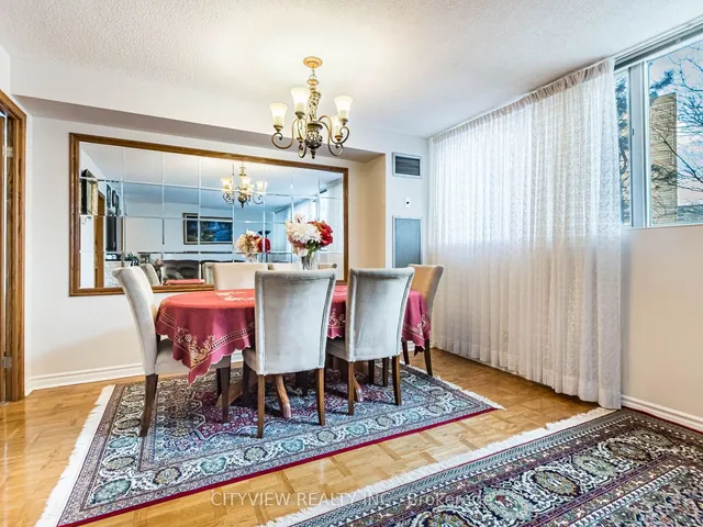 Additional image 7 of 3700 Kaneff Cres Unit 212