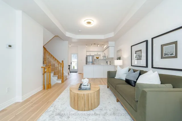 Additional image 6 of 244 Glenashton Dr