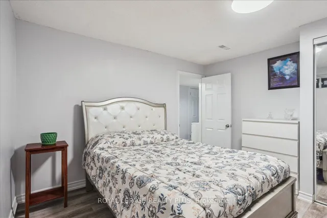 Additional image 37 of 150 Clansman Tr