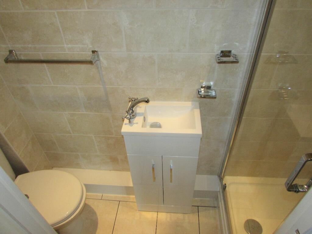 Additional image 12 of 6 Bedroom Student Home - 113 Sturry Road