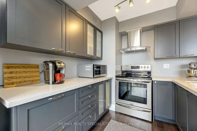 Additional image 20 of 50 Eglinton Ave Unit 501