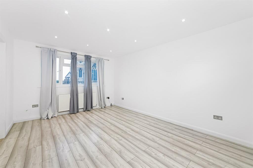 Additional image 18 of Bensham Manor Road, Thornton Heath