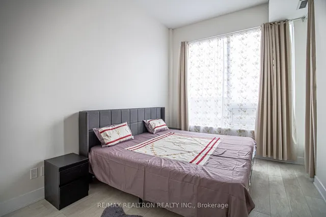 Additional image 13 of 2481 Taunton Rd Unit 209