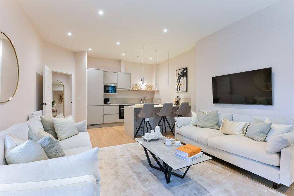 Additional image 18 of Firs Road, Kenley