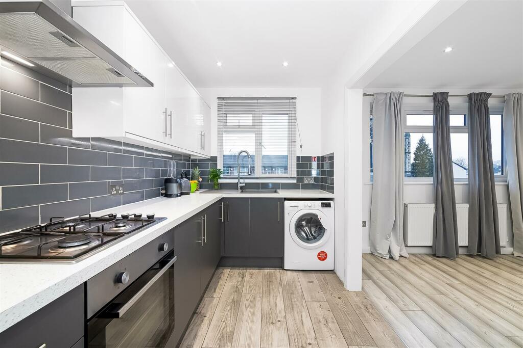 Additional image 23 of Bensham Manor Road, Thornton Heath