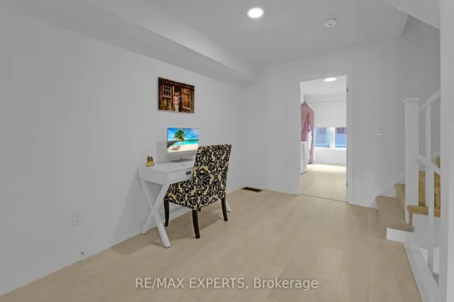 Additional image 26 of 1095 Cooke Blvd Unit 37