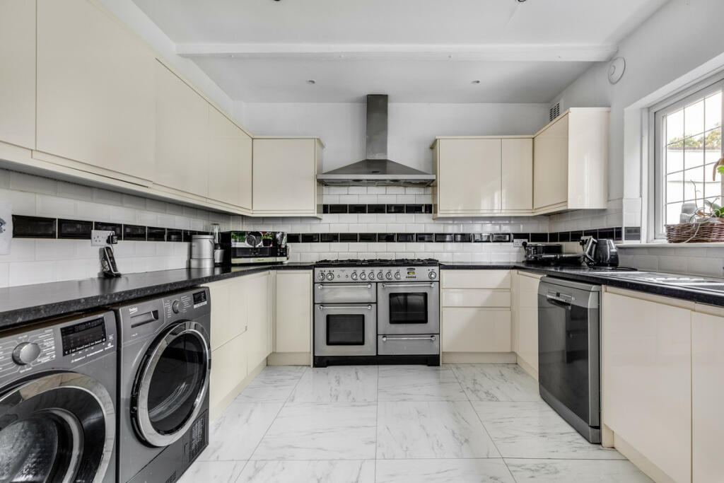 Additional image 7 of Smitham Bottom Lane, Purley, CR8