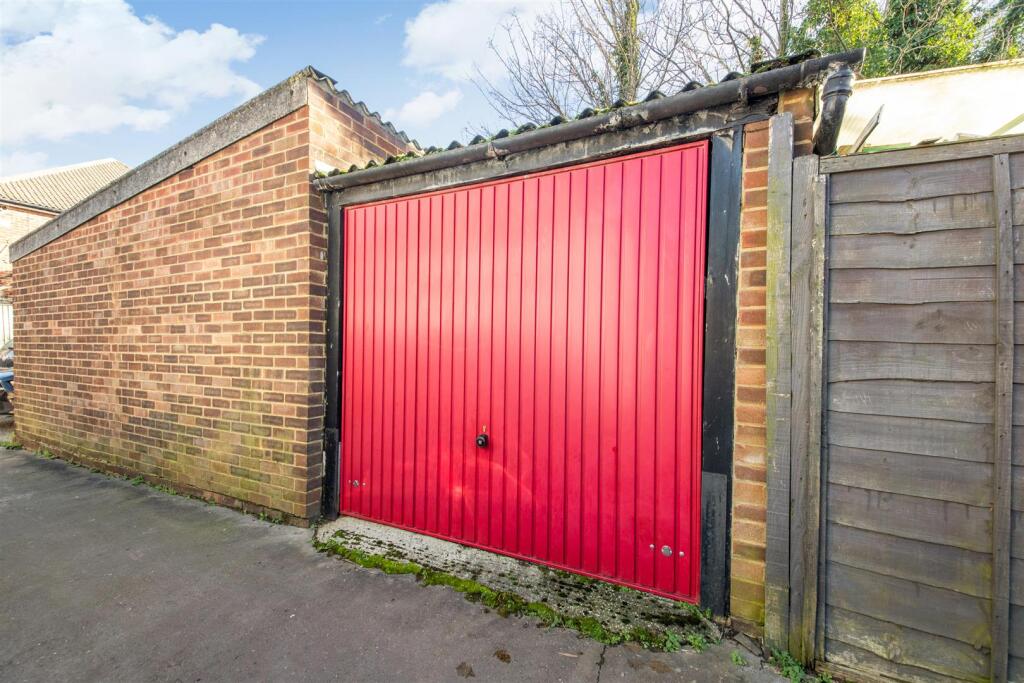 Additional image 6 of Bensham Manor Road, Thornton Heath