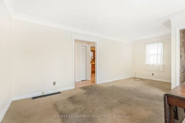 Additional image 9 of 59 Mountain Ave