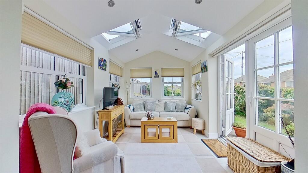 Additional image 22 of St. Vincent Road, St. Margarets-At-Cliffe, Kent, CT15 6ET