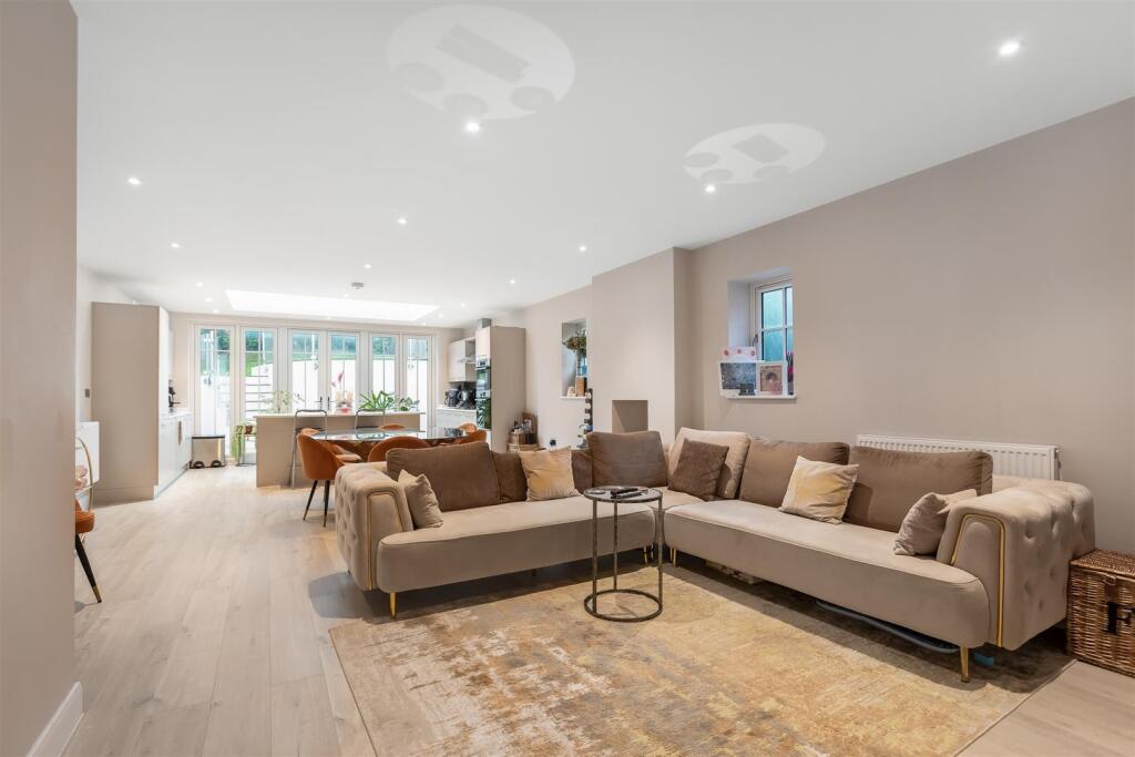 Additional image 23 of Pampisford Road, Purley
