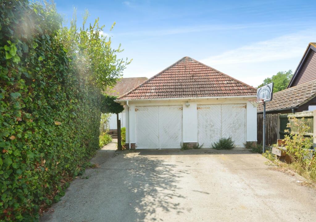 Additional image 22 of Fitzroy Avenue, Broadstairs