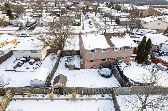 Additional image 42 of 43 Markham Cres