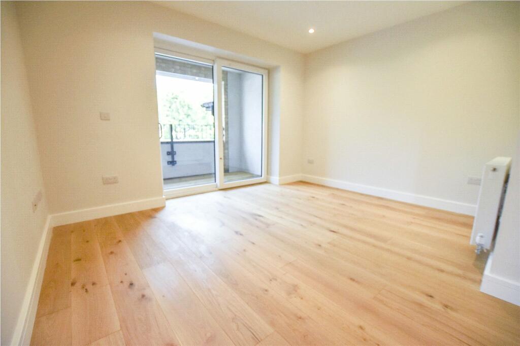 Additional image 7 of Flat 6, Endlesham Court,, 131 Woodcote Valley Road,, Purley, CR8