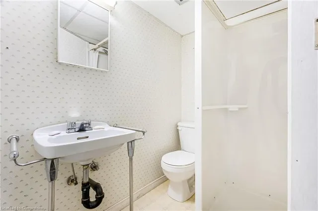 Additional image 34 of 59 Mountain Ave