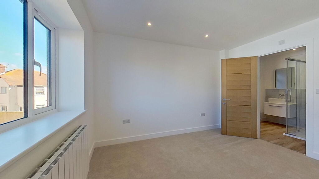 Additional image 9 of London Road, Deal, CT14 9TE