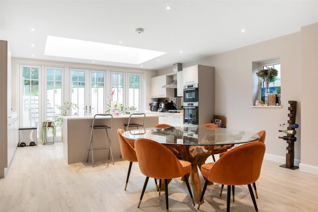 Additional image 24 of Pampisford Road, Purley