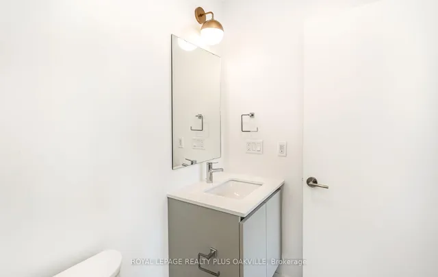 Additional image 33 of 405 Dundas St Unit 238