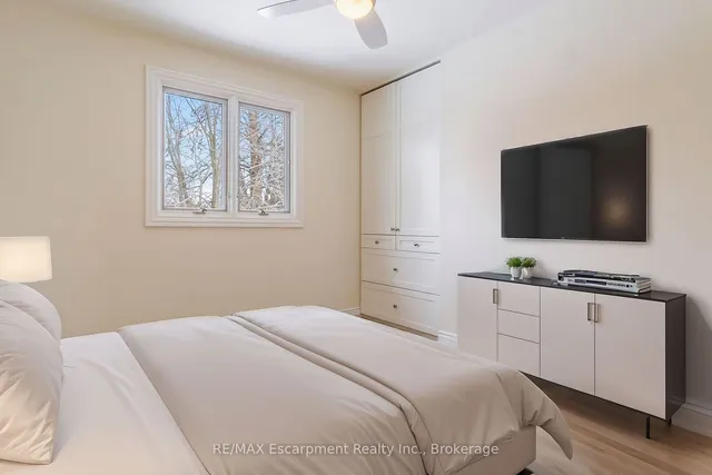 Additional image 28 of 501 CHAMBERLAIN Lane