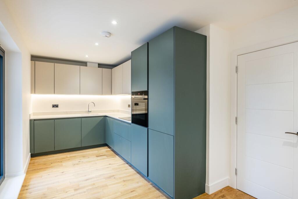 Additional image 10 of Seaton Court, Russell Hill, Purley