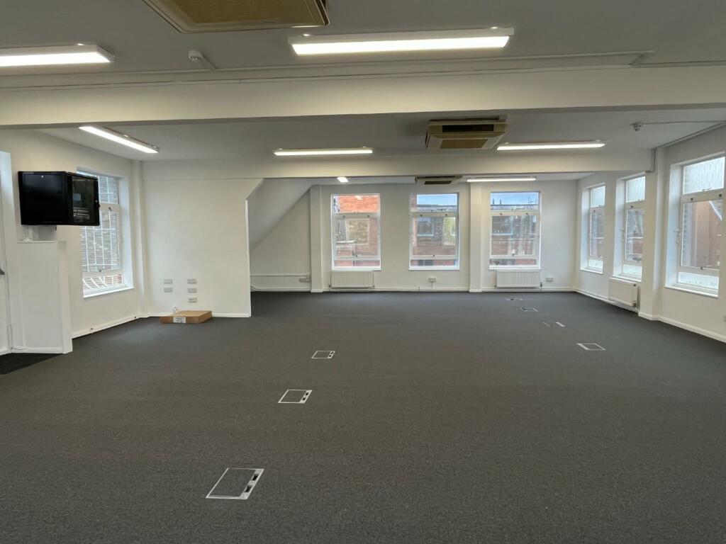 Additional image 7 of 81-82 Castle Street, Canterbury