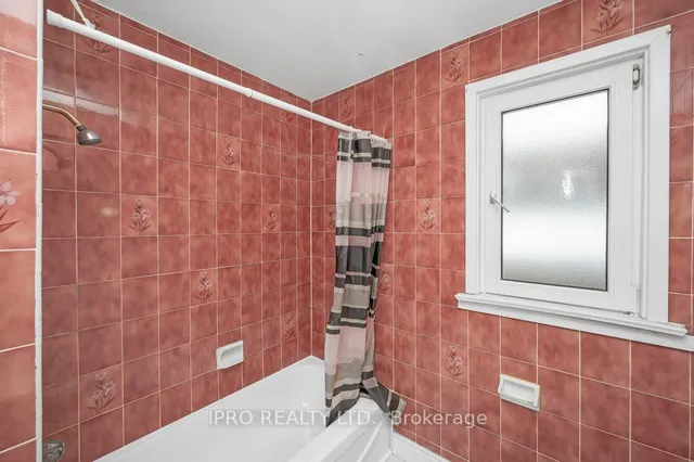 Additional image 21 of 41 Dumbarton Ave