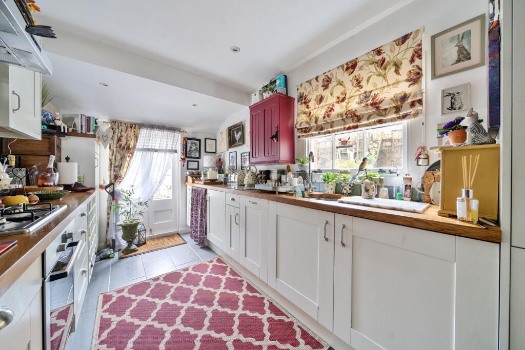 Additional image 7 of Woodnesborough Road, Sandwich, Kent, CT13