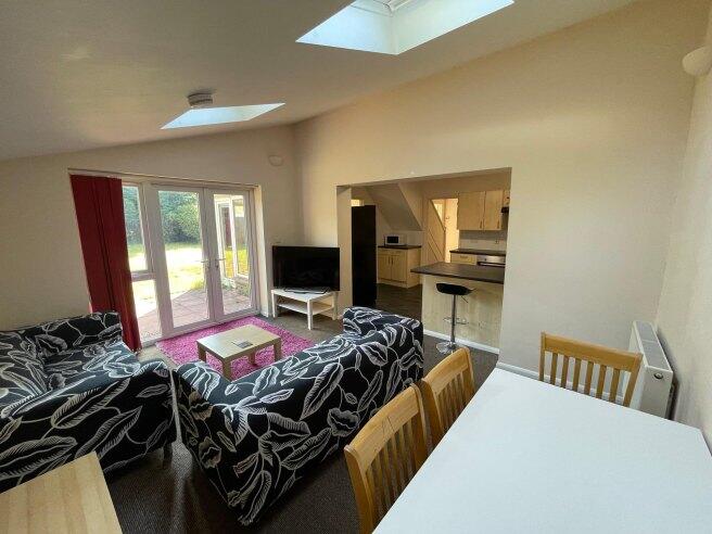 Additional image 3 of Randolph Close