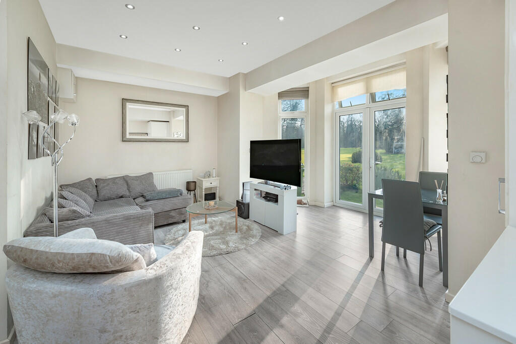 Additional image 15 of Webb Estate, Purley, Surrey