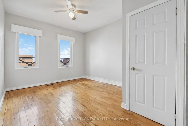 Additional image 24 of 197 King St