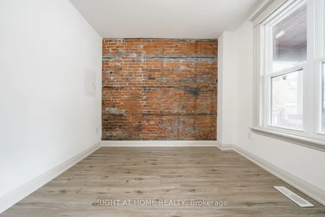 Additional image 30 of 105 Aikman Ave